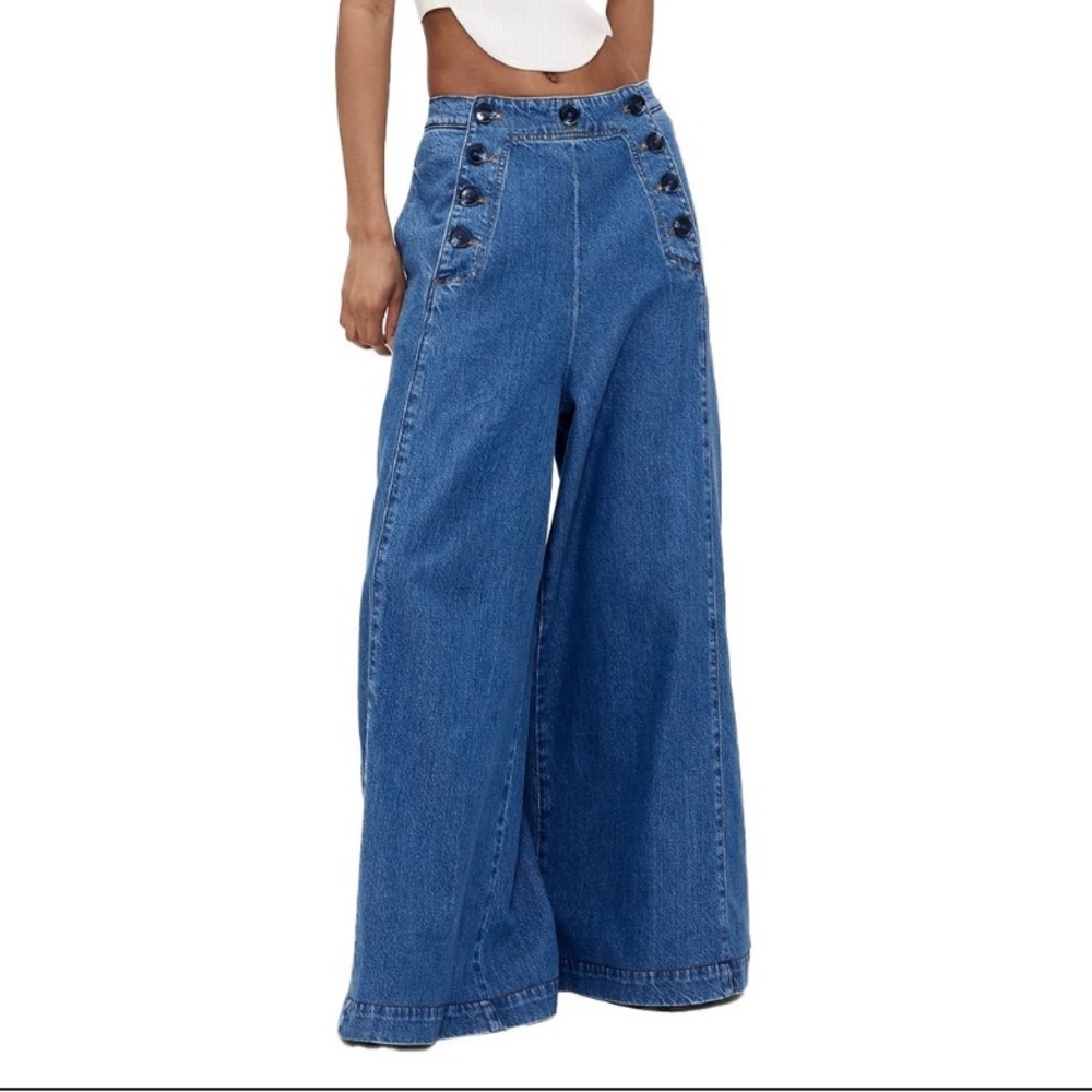 BRAND NEW WITH TAGS! Sold out Gap Studio High Rise Sailor Pants.
